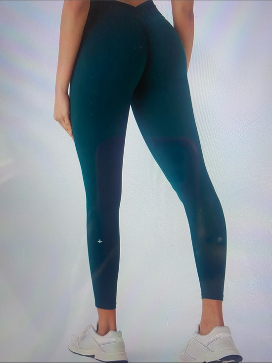 HALARA Pants - 1X.  7/8 HALARA  TUMMY CONTROL BUTT LIFTING RUCHED SHAPING LEGGINGS
(DEFECT)